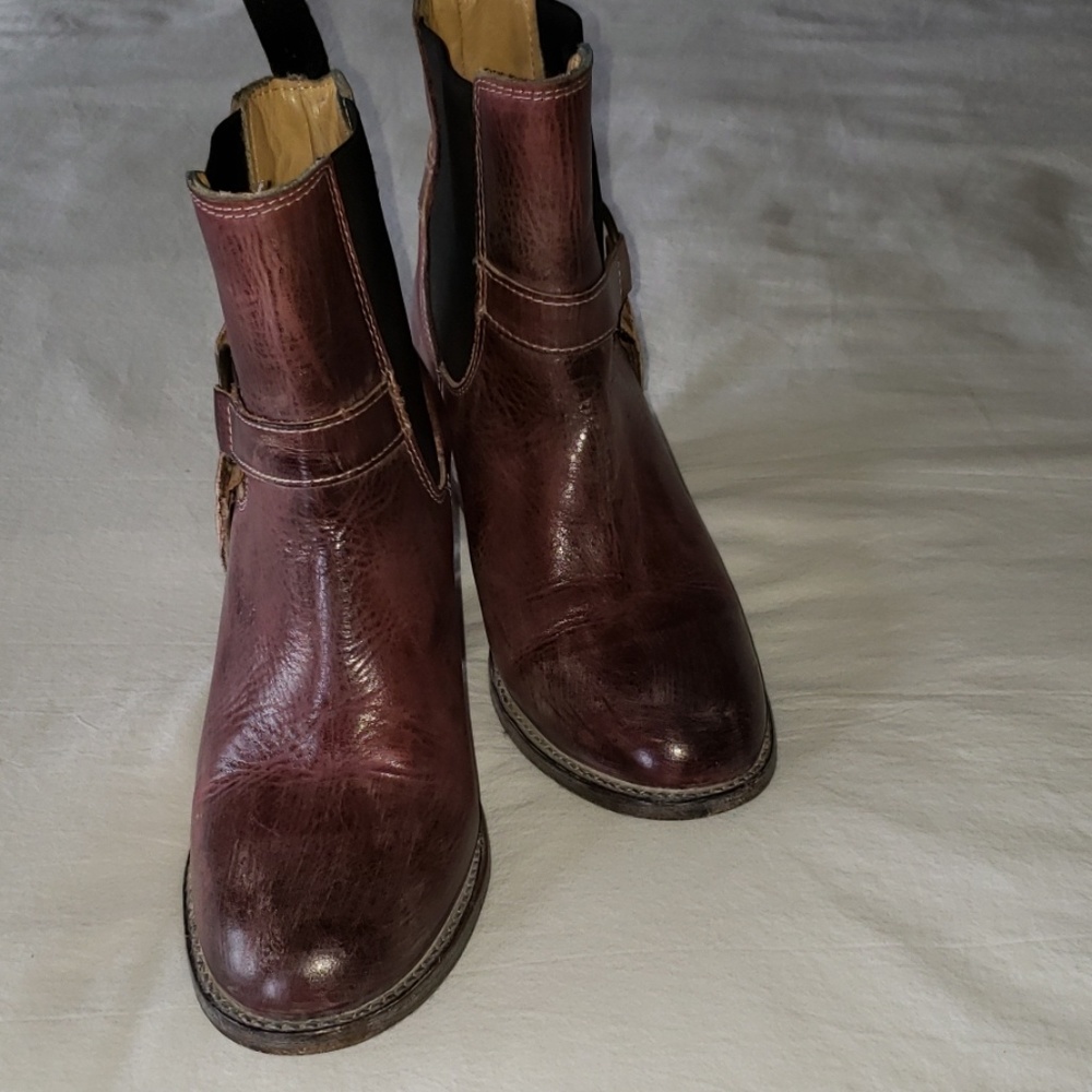 Ankle boots